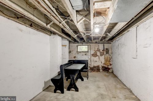 109 7 St, Washington DC  20003-1212 exterior