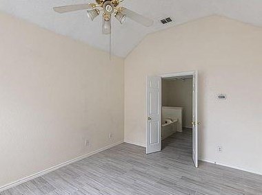 943 Winterstone Dr, Lewisville TX  75067-6135 exterior