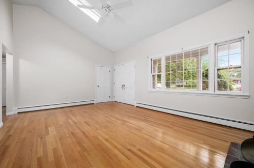 3546 Mendon Rd, Cumberland RI  02864-2136 exterior