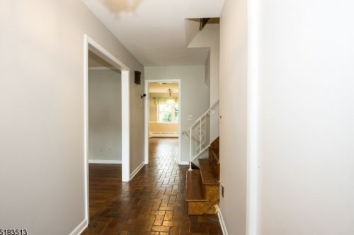 2060 Prospect Ave, Scotch Plains NJ  07076-1369 exterior