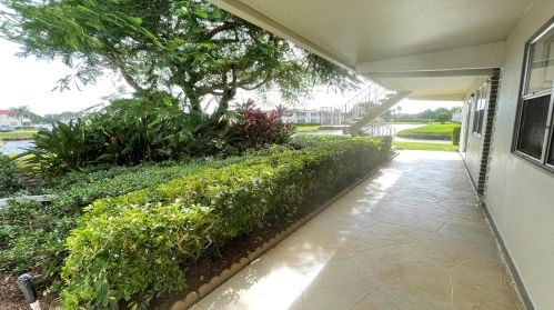 694 Monaco O, Delray Beach FL  33446-1944 exterior