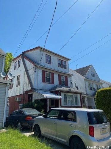 89-65 216th St, Jamaica, NY 11427-1910