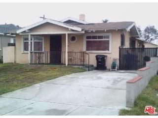 1815 82nd St, Los Angeles, CA 90001-4005