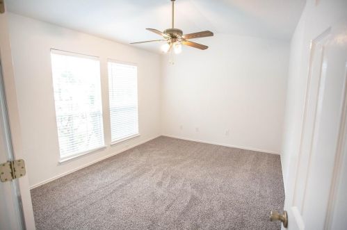 396 Sampson, Uhland TX  78640-4311 exterior