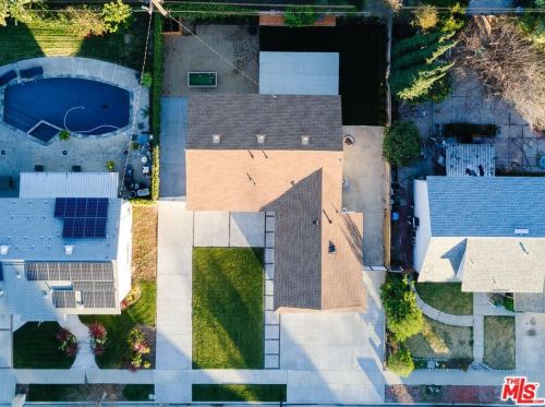 2172 Lysander Ave, Simi Valley CA 93065-1756 exterior