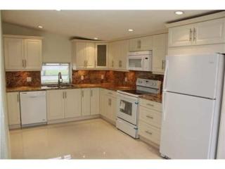 21130 14th Ave, Miami, FL 33179-1325