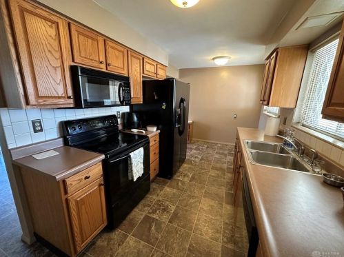 1004 Hazel Ave, Englewood OH 45322-2425 exterior