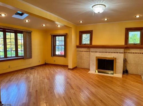 322 Hunter Ave, Scotch Plains NJ  07076-1137 exterior