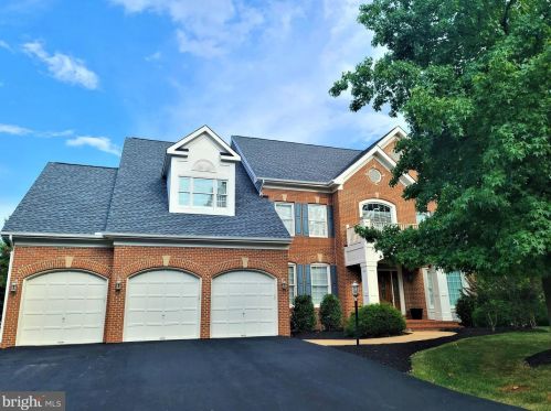 18302 Channel Ridge Ct, Leesburg, VA 20176-6829