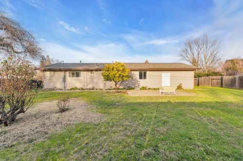 8428 Central Ave, Citrus Heights CA  95662-3225 exterior