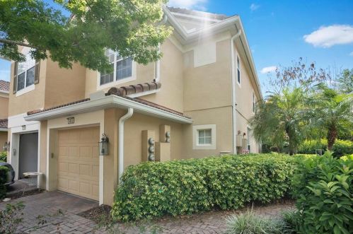 6852 Hochad Dr, Orlando, FL 32819-4720