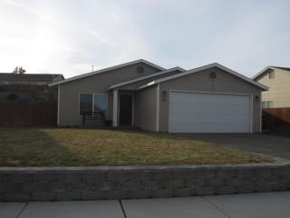 2130 67th Ave, Yakima, WA 98903-9497
