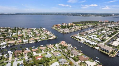 3934 19th Ave, Cape Coral FL  33904-5011 exterior