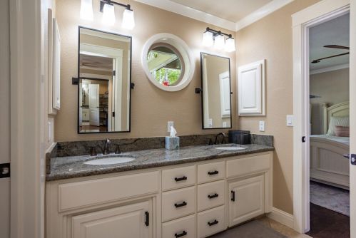 9918 Poppy Hills Dr, Valley Home CA 95361-9617 exterior