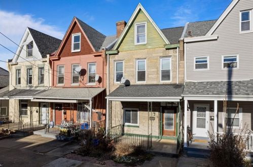5015 Dearborn St, Pittsburgh, PA 15224-2413