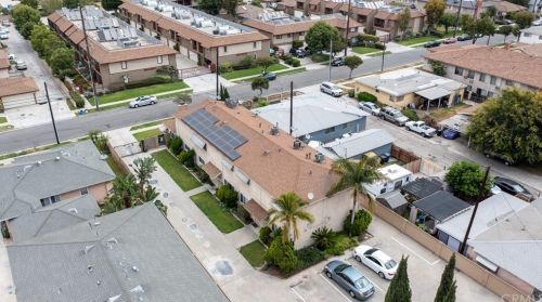 9242 Park St, Bellflower CA  90706-5665 exterior