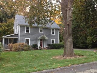 33 Pine Cliff Rd, Chappaqua, NY 10514-2610