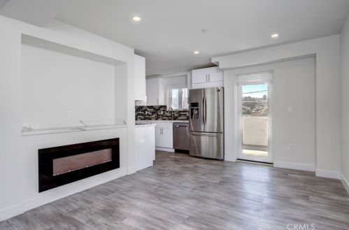 6160 Pacific Coast Hwy, Redondo Beach CA  90277-5907 exterior