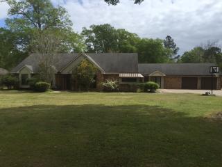 218 Meadow Dr, Oakdale, LA 71463-2307