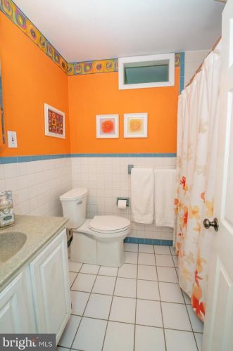 188 Windsor Ave, Southampton PA  18966-3334 exterior