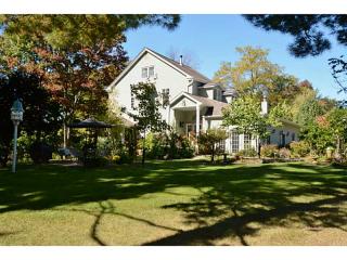 262 Kittanning Pike, Pittsburgh, PA 15215-1454