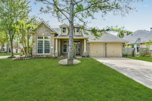 3422 Pemberton Dr, Pearland, TX 77584-9483