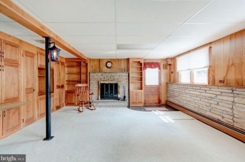 848 Woodlawn Dr, Lansdale PA  19446-4516 exterior