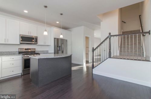 403 Hurst St, Norristown, PA 19405-1537