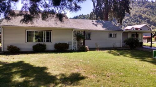 280 Hooten Rd, Winston, OR 97496-9506