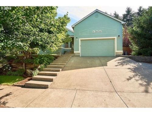 466 Meadows Dr, Mcminnville, OR 97128-9547