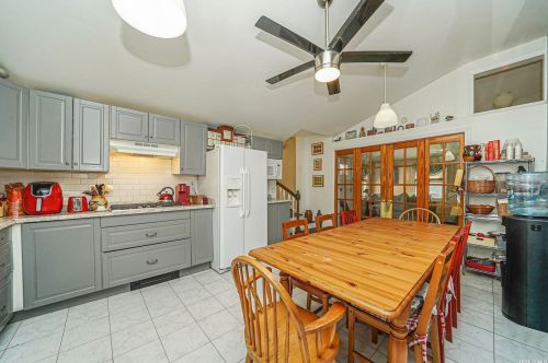 104 Sportsmen St, Central Islip NY  11722-3432 exterior