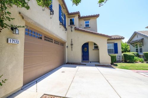 17122 Pacific Oak Ln, Lathrop CA  95330-8526 exterior