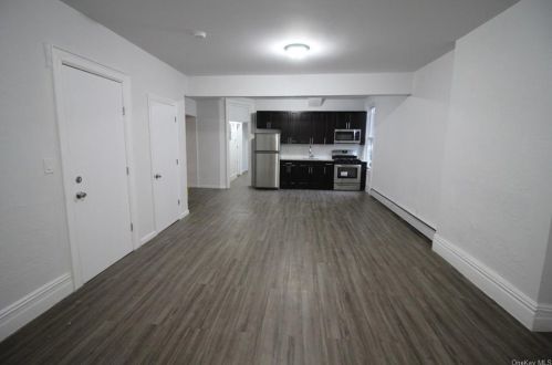 1943 Clinton Ave, Bronx NY  10457-6110 exterior