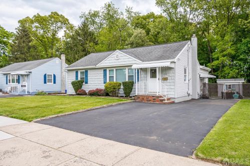 194 Hudson St, South Plainfield, NJ 07080-1628
