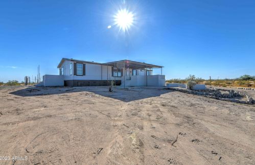 210 350th Ave, Tonopah, AZ 85354-8359