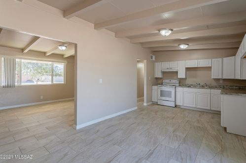 5681 Bryant Ave, Tucson AZ  85706-2917 exterior