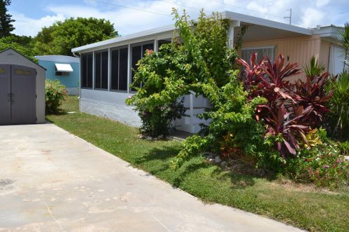 14 Gayton Pl, Key Largo, FL 33037-4008
