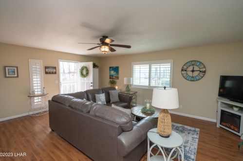 1776 Los Lagos Dr, Lake Havasu City AZ  86403-6623 exterior