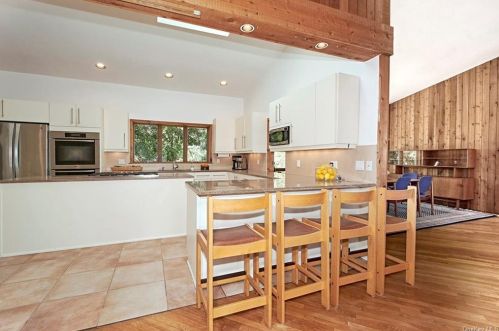 3 Banks Hill Rd, Pleasantville NY  10570-2453 exterior