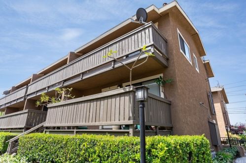 16414 Cornuta Ave, Bellflower, CA 90706-4890