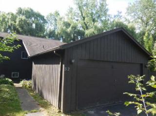 32 Jacaranda Ct, Penfield, NY 14526-2610