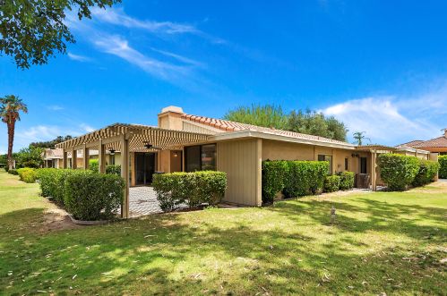 39827 Burton Dr, Rancho Mirage, CA 92270-4021