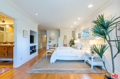 1125 Old Topanga Canyon Rd, Topanga CA  90290-3825 exterior