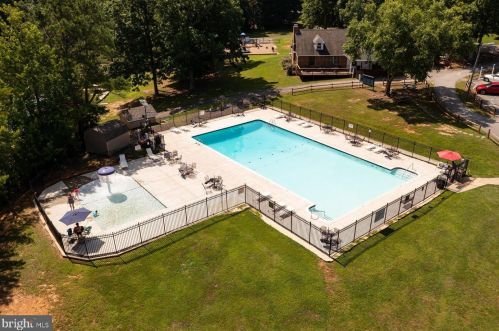 179 Land Or Dr, Ruther Glen VA  22546-1074 exterior