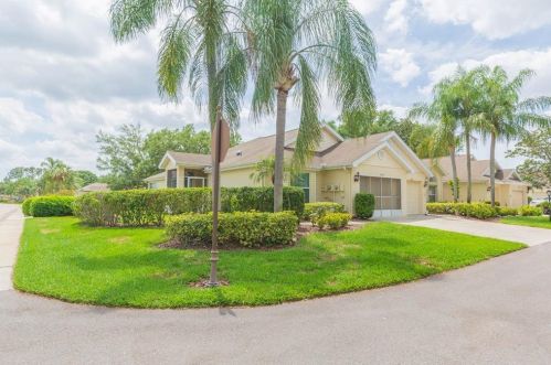 2402 Nantucket Glen Pl, Ruskin, FL 33573-6565