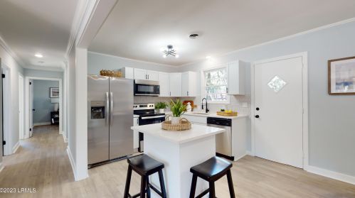 1117 Lafayette St, Beaufort SC  29902-4057 exterior