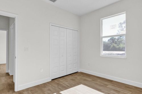 7725 98th Ave, Vero Beach FL  32967-2747 exterior