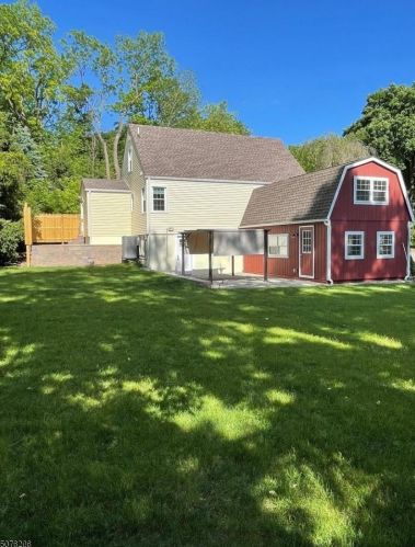 55 Main St, Peapack, NJ 07977