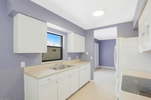 253 2 Ave, Marco Island FL  exterior