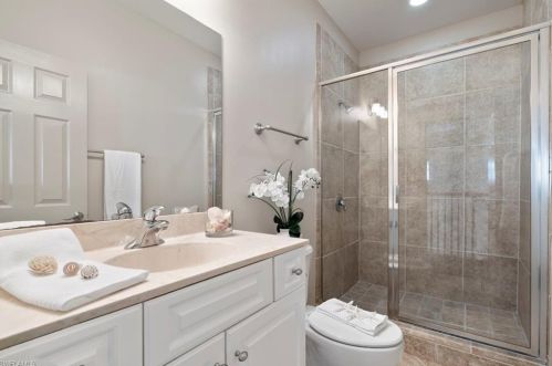 10310 Terry St, Bonita Springs FL  34135-5001 exterior